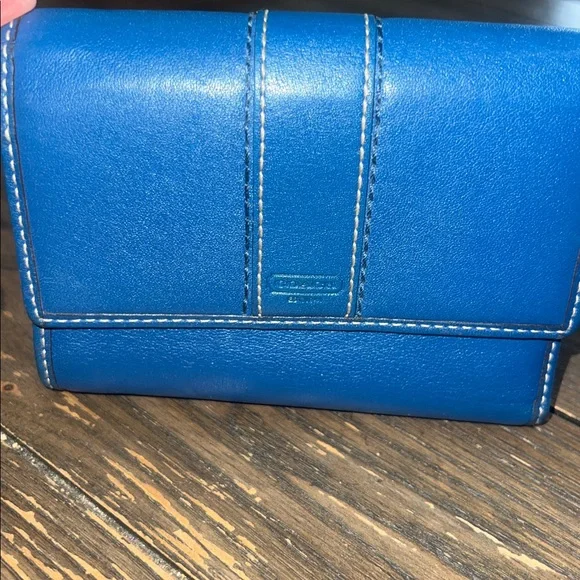Coach Navy Hamilton leather wallet - Picture 8 of 8